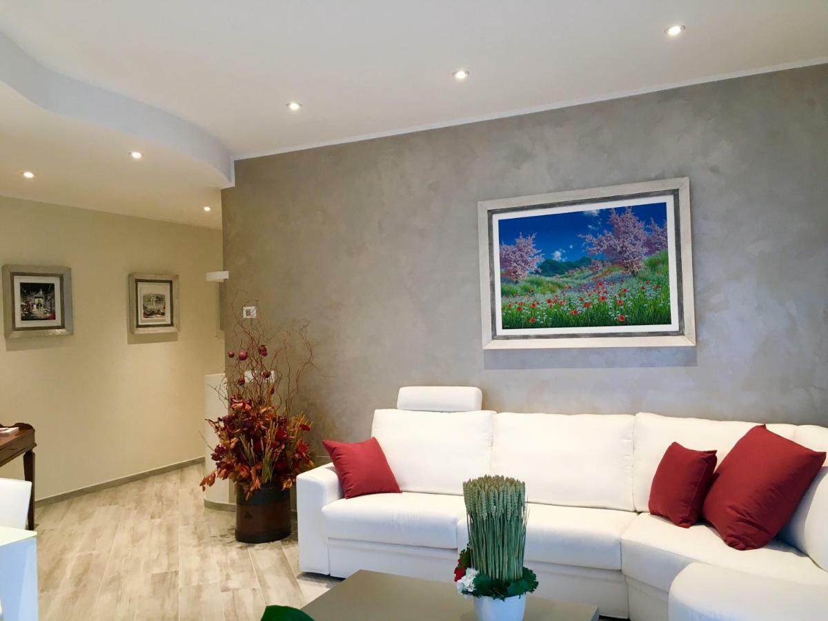 A Casa Di Chiara Apartment Stresa Ngoại thất bức ảnh