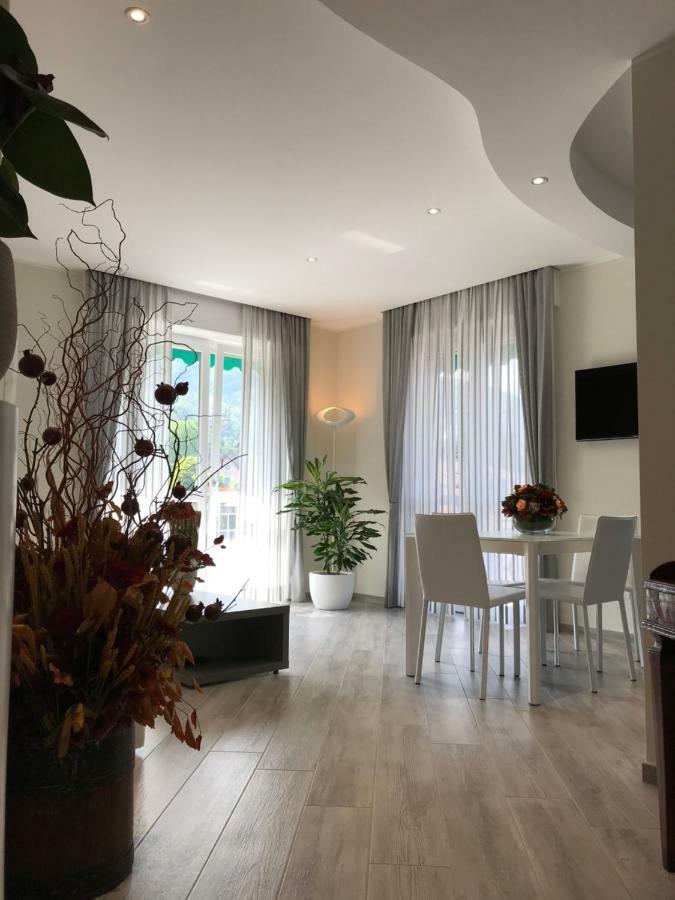 A Casa Di Chiara Apartment Stresa Ngoại thất bức ảnh